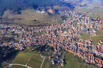 Wine-growing town on the edge of the Haardt from the south in the district SaintMartin in Sankt Martin in the state Rhineland-Palatinate, Germany