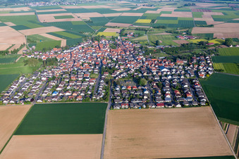 Village - view on the edge of agricultural fields and farmland in Gross-Umstadt in the state Hesse, Germany