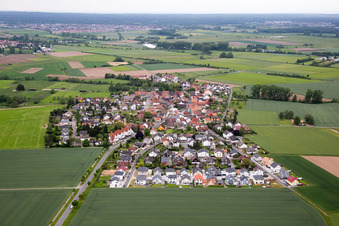 Construction sites for new construction residential area of detached housing estate Buergermeister Tempel Strasse in the district Harpertshausen in Babenhausen in the state Hesse, Germany