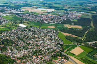 Bird's eye view of District Jugenheim an der Bergstrasse in Seeheim-Jugenheim in the state Hesse, Germany