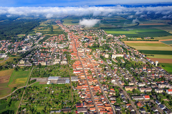 Oblique view of Rheinstr(B427) from the east in Kandel in the state Rhineland-Palatinate, Germany