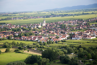Town View of the streets and houses of the residential areas in the district Eckel in Edesheim in the state Rhineland-Palatinate
