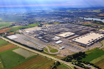 Industrial area Höfen with BMW Group plant Dingolfing in the district Höfen in Dingolfing in the state Bavaria, Germany