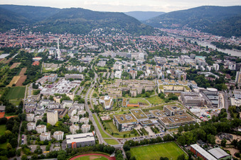 Hospital grounds of the Clinic Kopfklinik, Neurologische Klinik, Nationales Centrum fuer Tumorerkrankungen NCT Radiologische Universitaetsklinik in the district Handschuhsheimer Feld in Heidelberg in the state Baden-Wurttemberg, Germany