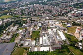 Technical facilities in the industrial area of ICL Germany Ludwigshafen / ICL Fertilizers Deutschland GmbH in Ludwigshafen am Rhein in the state Rhineland-Palatinate, Germany