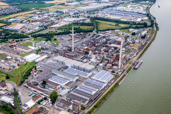 Building and production halls on the premises of the chemical manufacturers Evonik in Worms in the state Rhineland-Palatinate, Germany