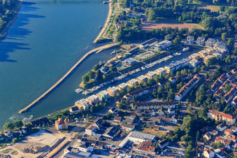 Lofts on Hafenstrasse with SEA LIFE Speyer at the Yacht Harbor on the Rhine in Speyer in the state Rhineland-Palatinate, Germany