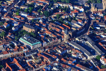 Historic old town with Maximilianstraße to the city gate Altpörtel at Postplatz with GALERIA department store Speyer from the north in Speyer in the state Rhineland-Palatinate, Germany