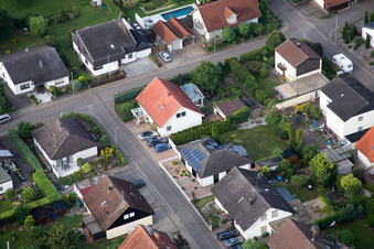 Maxburgstr in the district Billigheim in Billigheim-Ingenheim in the state Rhineland-Palatinate, Germany seen from above