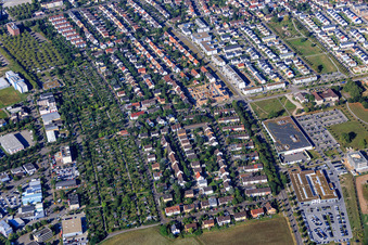 Sudetenstrasse in the district Knielingen in Karlsruhe in the state Baden-Wuerttemberg, Germany