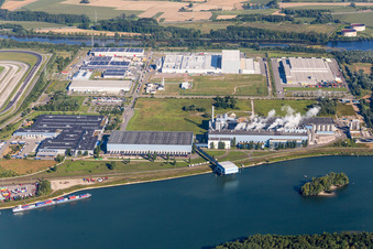 Technical facilities in the industrial area in the district Industriegebiet Woerth-Oberwald in Woerth am Rhein in the state Rhineland-Palatinate, Germany