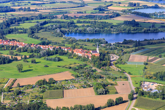 Garden plots, Hinterstädel and quarry lake from the southwest in Jockgrim in the state Rhineland-Palatinate, Germany