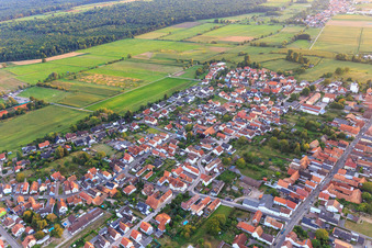 Aerial photograpy of Village overview from the east in Minfeld in the state Rhineland-Palatinate, Germany