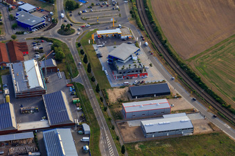 Aerial view of Industrial area in the Speyer Valley with JET petrol station, Südpfalz Innovation Hub eG and Metallbau Sent in Rülzheim in the state Rhineland-Palatinate, Germany