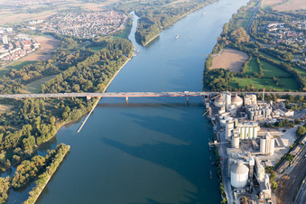 Heidelberg Cement, A60 motorway Rhine bridge in the district Weisenau in Mainz in the state Rhineland-Palatinate, Germany