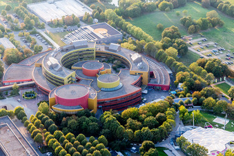 Complex of buildings with satellite dishes on the transmitter broadcasting center Zweites Deutsches Fernsehen in the district Lerchenberg in Mainz in the state Rhineland-Palatinate, Germany