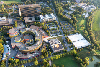 Complex of buildings on the broadcasting center Zweites Deutsches Fernsehen in the district Lerchenberg in Mainz in the state Rhineland-Palatinate, Germany