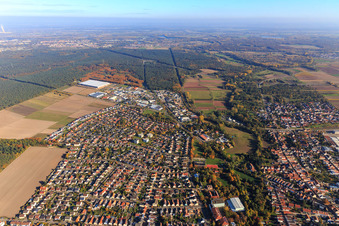 Aerial view of City overview up to Kurt-Adam-Straße and Waldstückerring industrial estate with Continental Reifen GmbH in Bellheim in the state Rhineland-Palatinate, Germany
