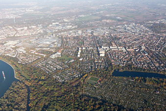 Employee Lindenhof in the district Lindenhof in Mannheim in the state Baden-Wuerttemberg, Germany
