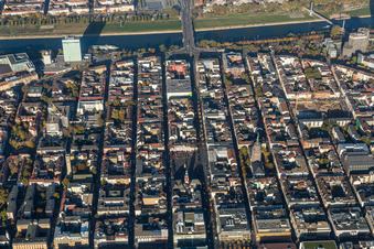 City center in the downtown area on the banks of river course of the river Neckar in the district Quadrate in Mannheim in the state Baden-Wurttemberg, Germany