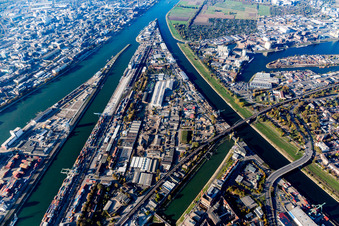 Aerial view of Quays and boat moorings at the port of the inland port of the Rhine river in the district Muehlauhafen in Mannheim in the state Baden-Wurttemberg, Germany