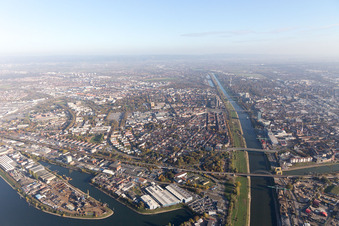 Aerial photograpy of District Neckarstadt-Ost in Mannheim in the state Baden-Wuerttemberg, Germany