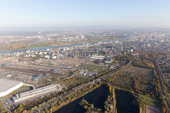 North in the district BASF in Ludwigshafen am Rhein in the state Rhineland-Palatinate, Germany from above