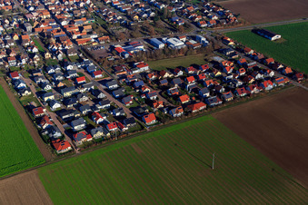 New development area Brotäcker from the southwest in Steinweiler in the state Rhineland-Palatinate, Germany