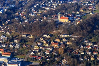 Bergstrasse and Gartlbergstrasse to the Gartlberg pilgrimage church at the cemetery Pfarrkirchen in Pfarrkirchen in the state Bavaria, Germany