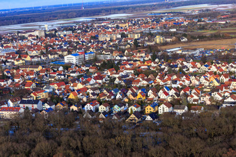 Aerial view of View of the Gartenstadt settlement district from the southwest in Kandel in the state Rhineland-Palatinate, Germany