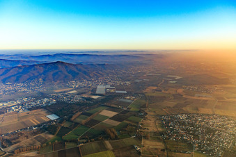 View from the northwest with the Odenwald and Melibokus in the background in the district Alsbach in Alsbach-Hähnlein in the state Hesse, Germany