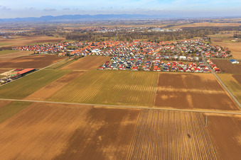 Village view from the south in Steinweiler in the state Rhineland-Palatinate, Germany