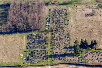 Oblique view of Grave rows on the grounds of the cemetery in Ettendorf in Grand Est, France