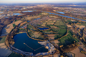 Village view on the Rhine from the south in Neuburg am Rhein in the state Rhineland-Palatinate, Germany