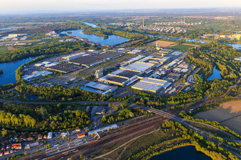 Overview of Industriepark Wörth GmbH with Mercedes-Benz Trucks in Wörth am Rhein in the state Rhineland-Palatinate, Germany