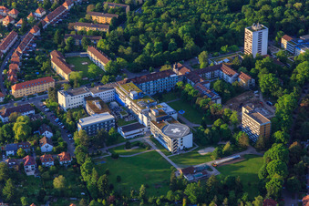 Aerial view of ViDia Christian Clinics Karlsruhe | Location Diakonissenstraße in the district Rüppurr in Karlsruhe in the state Baden-Wuerttemberg, Germany