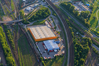 Aerial view of Emons Spedition GmbH & Co. KG and dm Lager in Wolfartsweierer Straße in the district Oststadt in Karlsruhe in the state Baden-Wuerttemberg, Germany