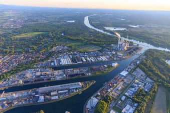 Karlsruhe Rhine ports with EnBW Energie Baden-Württemberg AG, Rhine port steam power plant Karlsruhe from the northeast in the district Mühlburg in Karlsruhe in the state Baden-Wuerttemberg, Germany
