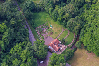 Aerial view of Café and garden on the Lauter in the district Sankt Germanshof in Wissembourg in the state Bas-Rhin, France