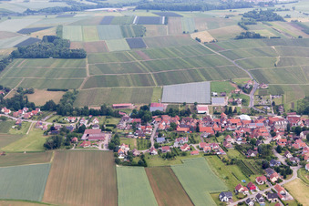 Steinseltz in the state Bas-Rhin, France seen from above
