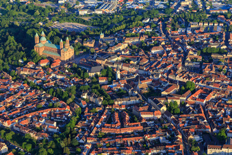Old town overview Johannesstraße to the cathedral from the northwest in the evening in Speyer in the state Rhineland-Palatinate, Germany