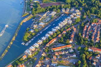 Loft development between Hafenstraße and the marina opposite SEA LIFE Speyer in Speyer in the state Rhineland-Palatinate, Germany