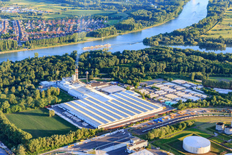 Saint-Gobain Isover G+H AG on the Am Flugplatz industrial estate in Speyer in the state Rhineland-Palatinate, Germany