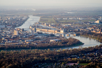 City view on the river bank of the Rhine river in Ludwigshafen am Rhein in the state Rhineland-Palatinate, Germany