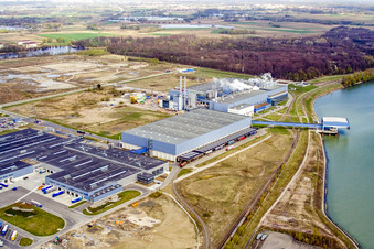 Oberwald industrial area, Palm paper mill in Wörth am Rhein in the state Rhineland-Palatinate, Germany out of the air
