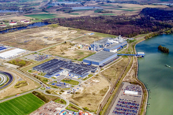 Drone recording of Oberwald industrial area: Palm paper mill in Wörth am Rhein in the state Rhineland-Palatinate, Germany