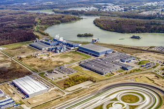 Oberwald industrial area: Palm paper mill in Wörth am Rhein in the state Rhineland-Palatinate, Germany from the drone perspective