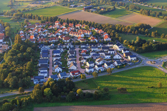 Streets with red or black roofs between Odenwaldallee and Friedensstr in Lorsch in the state Hesse, Germany