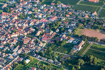 Town View of the streets and houses of the residential areas in the district Nussdorf in Landau in der Pfalz in the state Rhineland-Palatinate, Germany