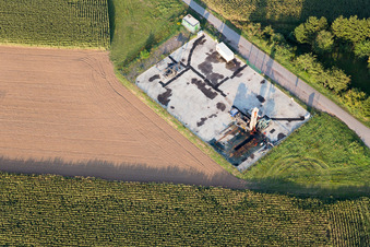 Asphalt plant in the district Dammheim in Landau in der Pfalz in the state Rhineland-Palatinate, Germany